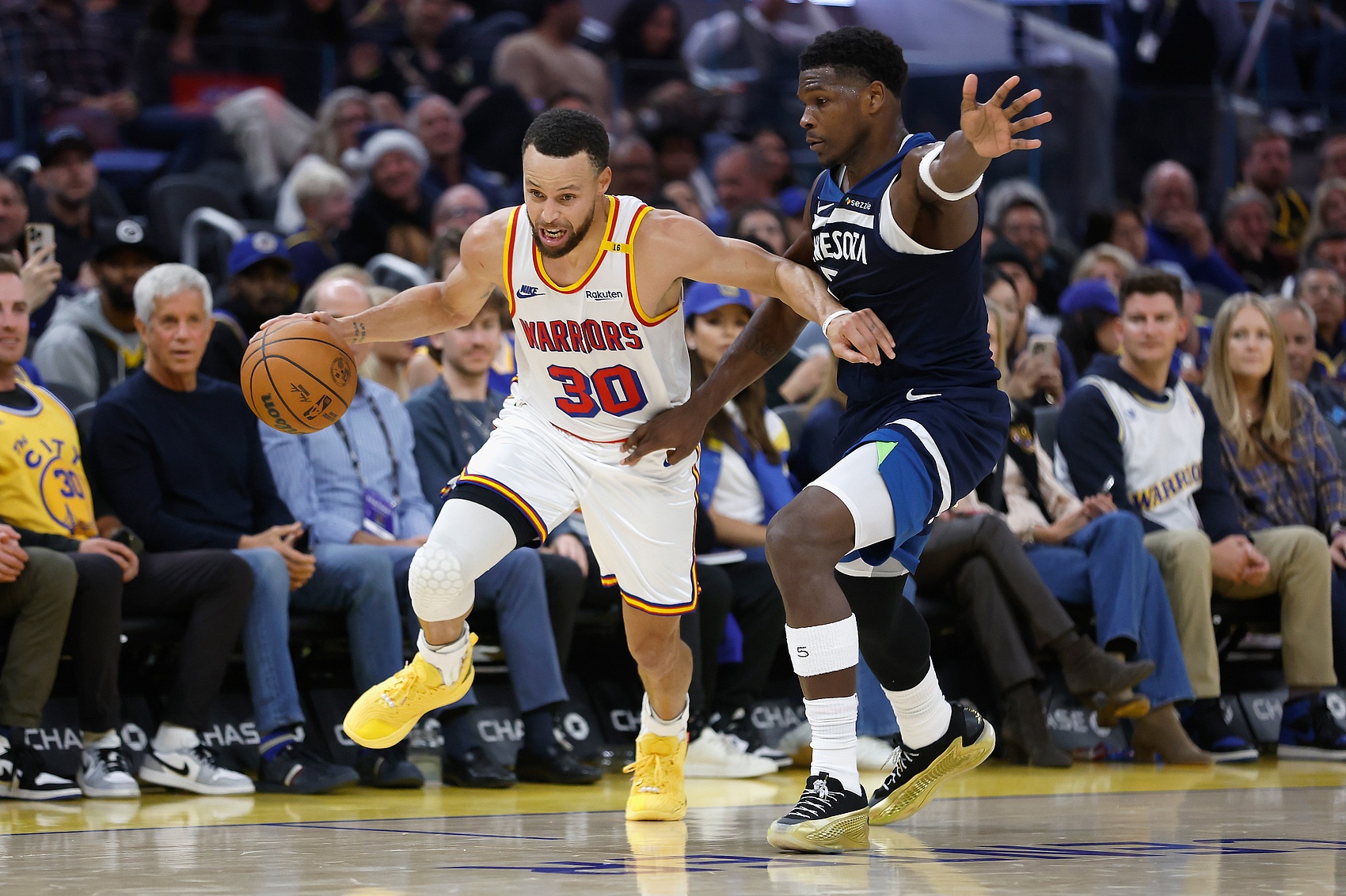 开云平台-库里的完美谢幕也许不是第五冠！像科比&amp;司机一样淡出也是他所爱