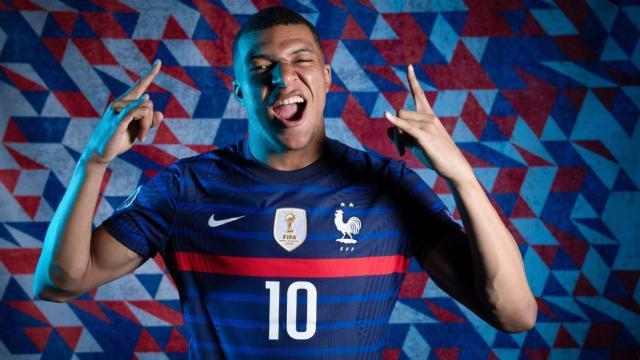 开云入口-姆巴佩犹豫未来但绝不叛逃：伟大球员必须磊落行事